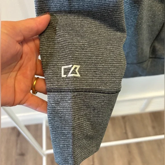 Cutter & Buck ladies pullover - Picture 4 of 5